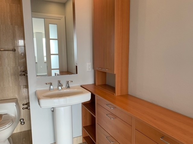 131 Bloor St W, #1119