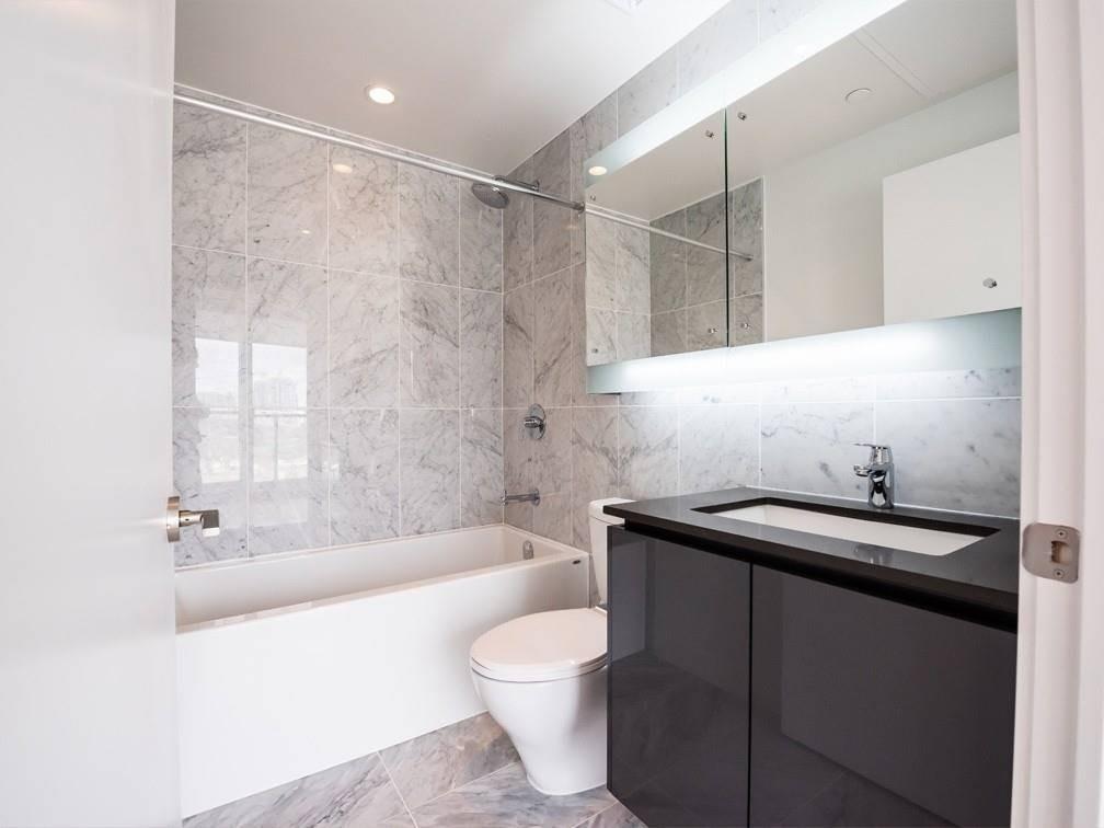 115 Mcmahon Dr, #2202