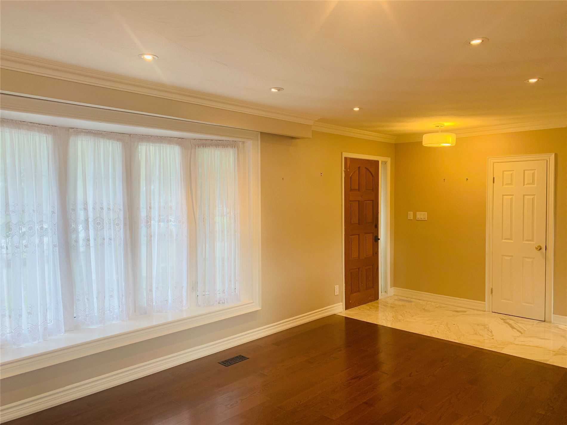 50 Slidell Cres