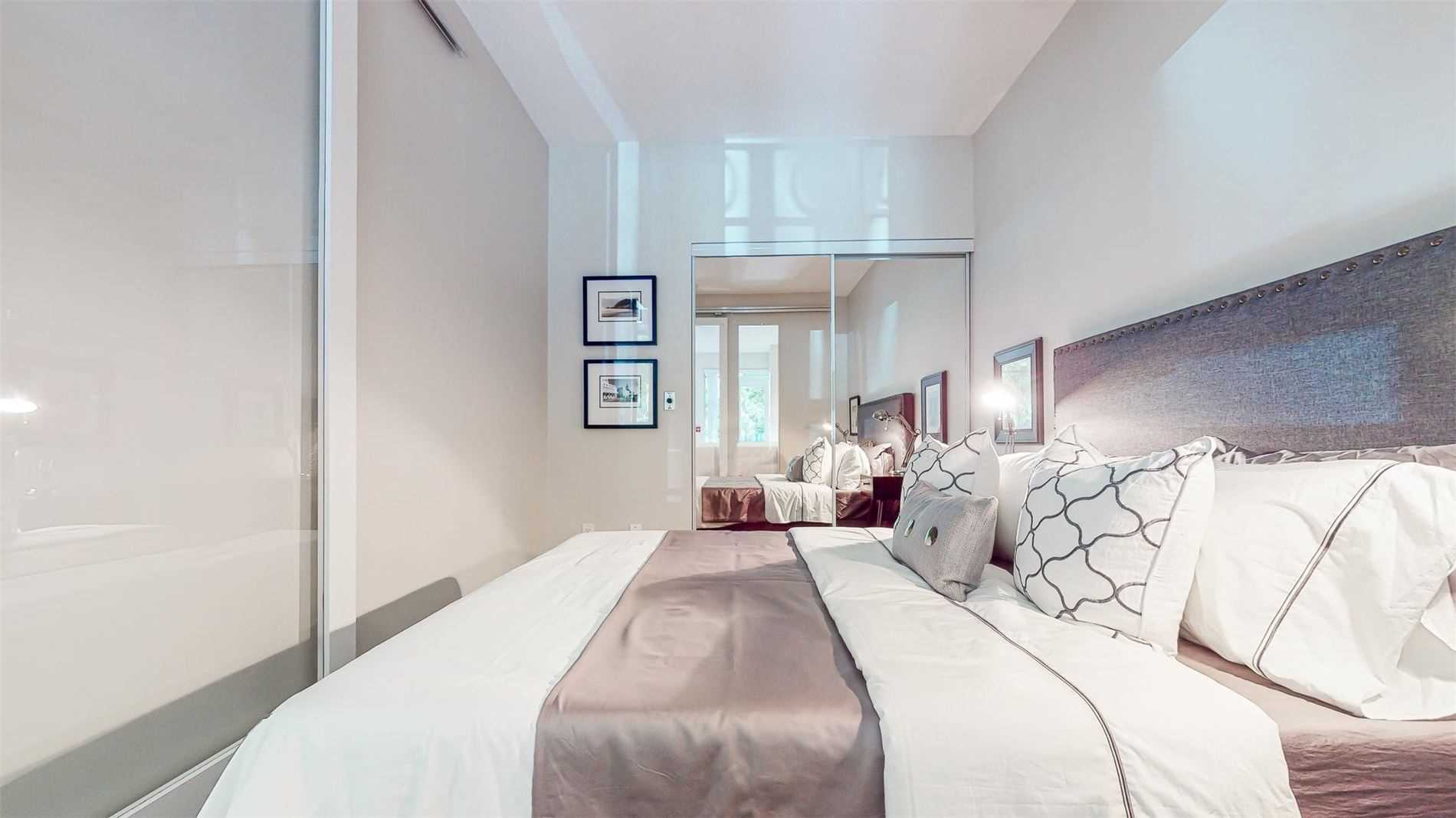 209 Fort York Blvd, #180