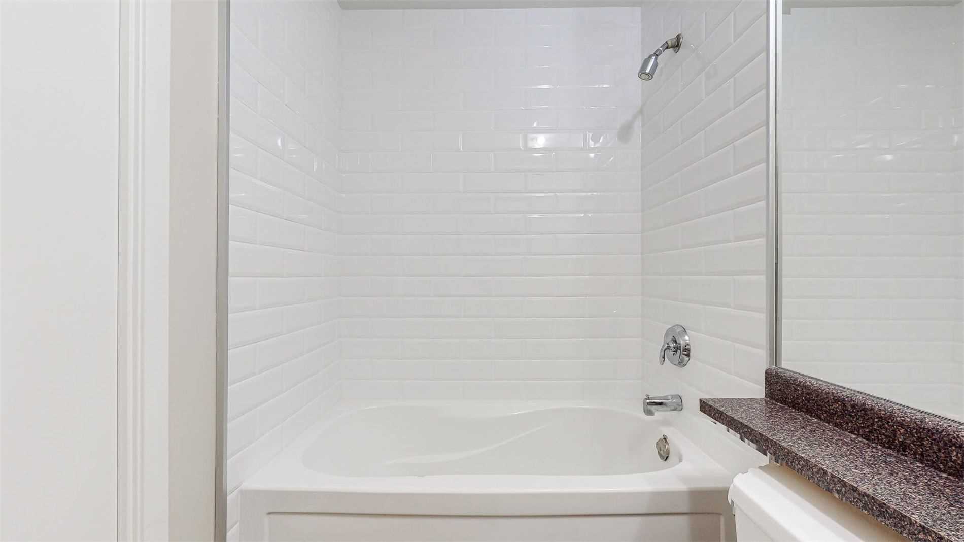 209 Fort York Blvd, #180
