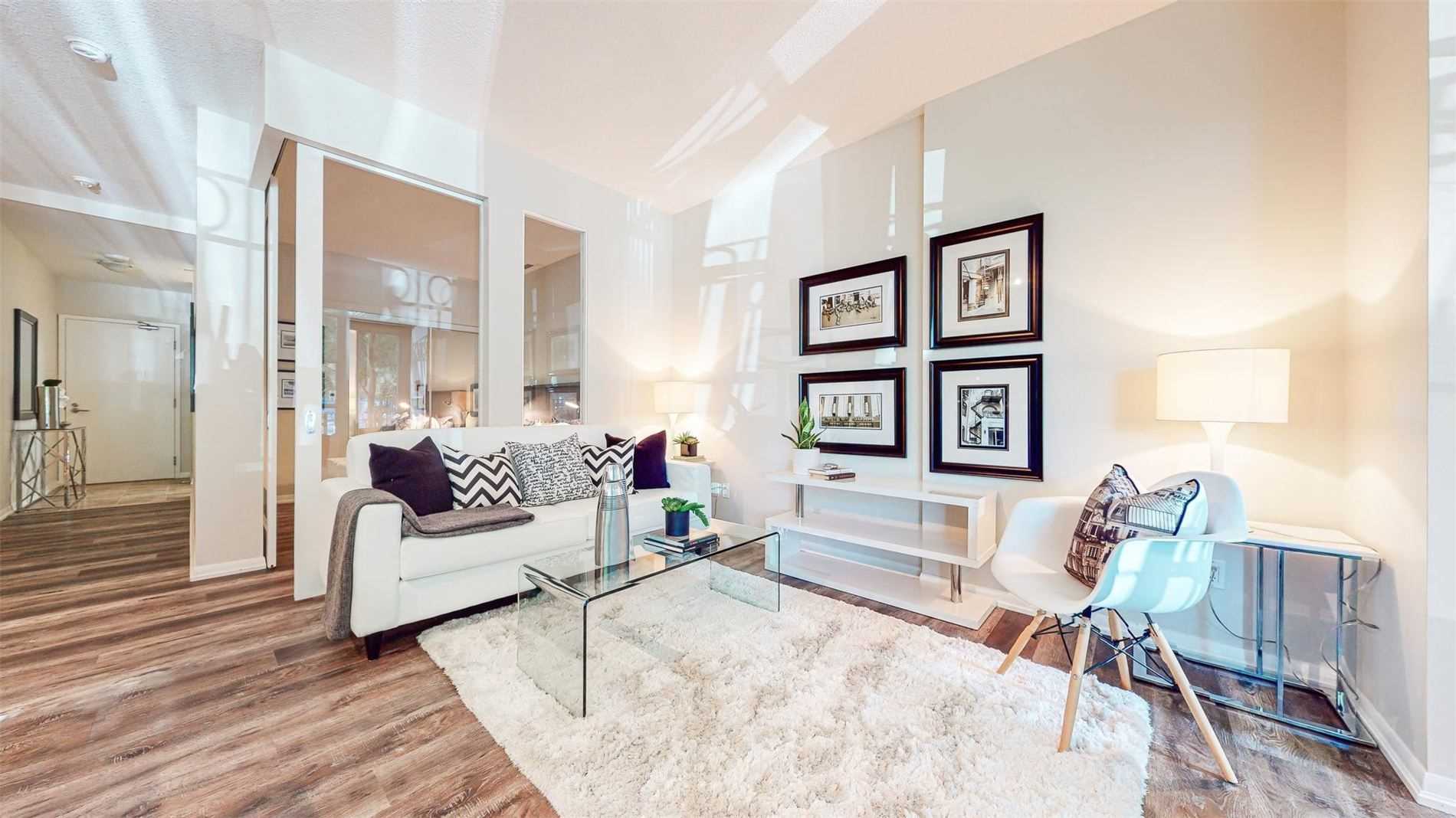209 Fort York Blvd, #180