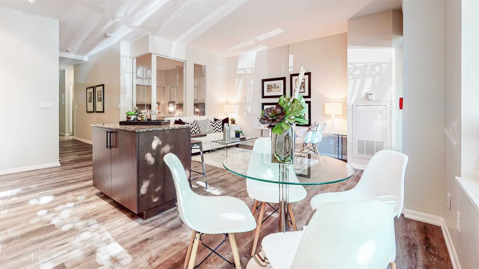 209 Fort York Blvd, #180