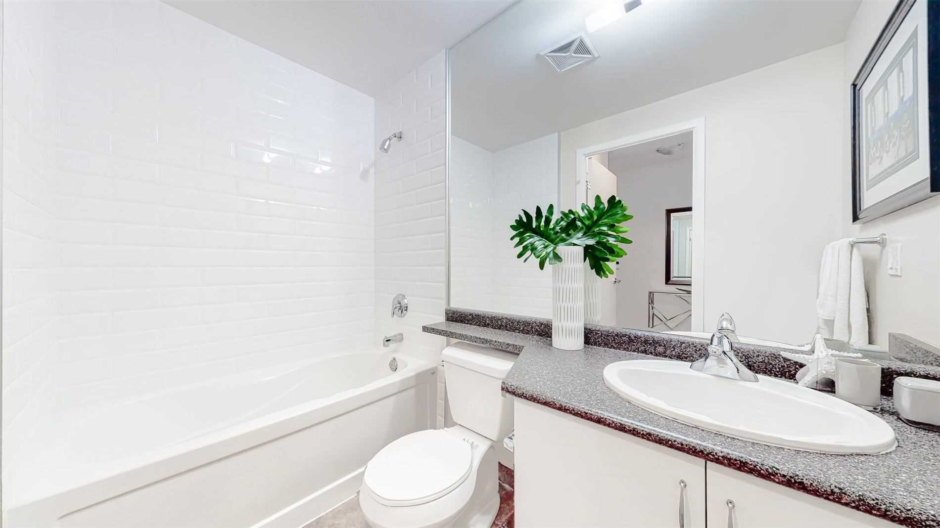 209 Fort York Blvd, #180