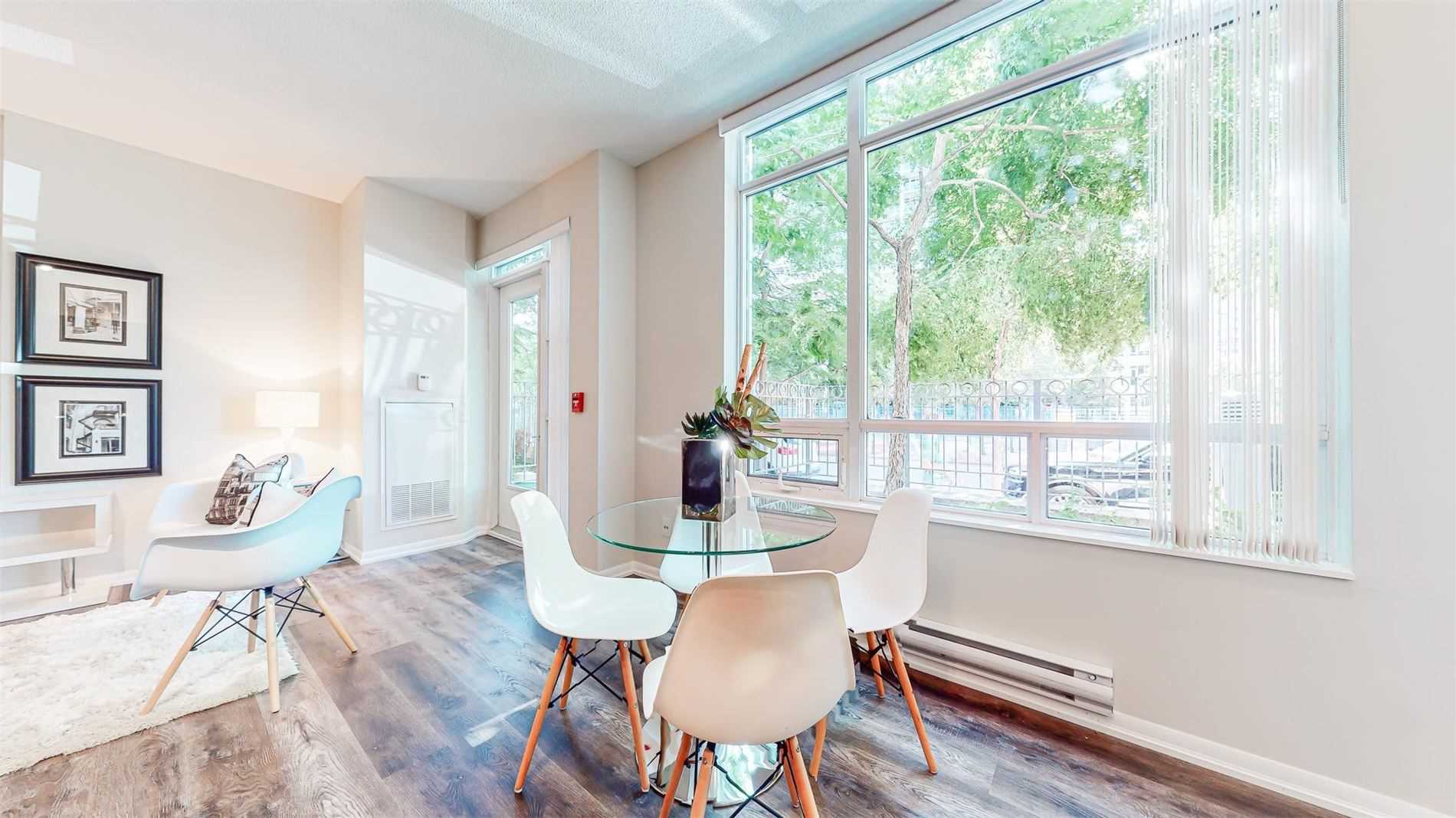209 Fort York Blvd, #180