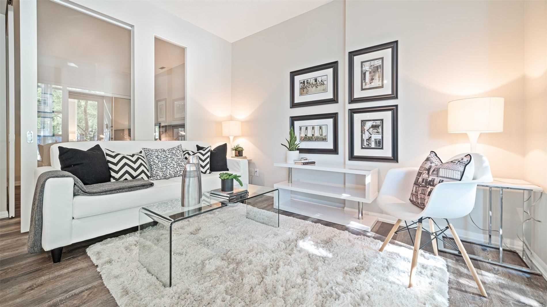 209 Fort York Blvd, #180