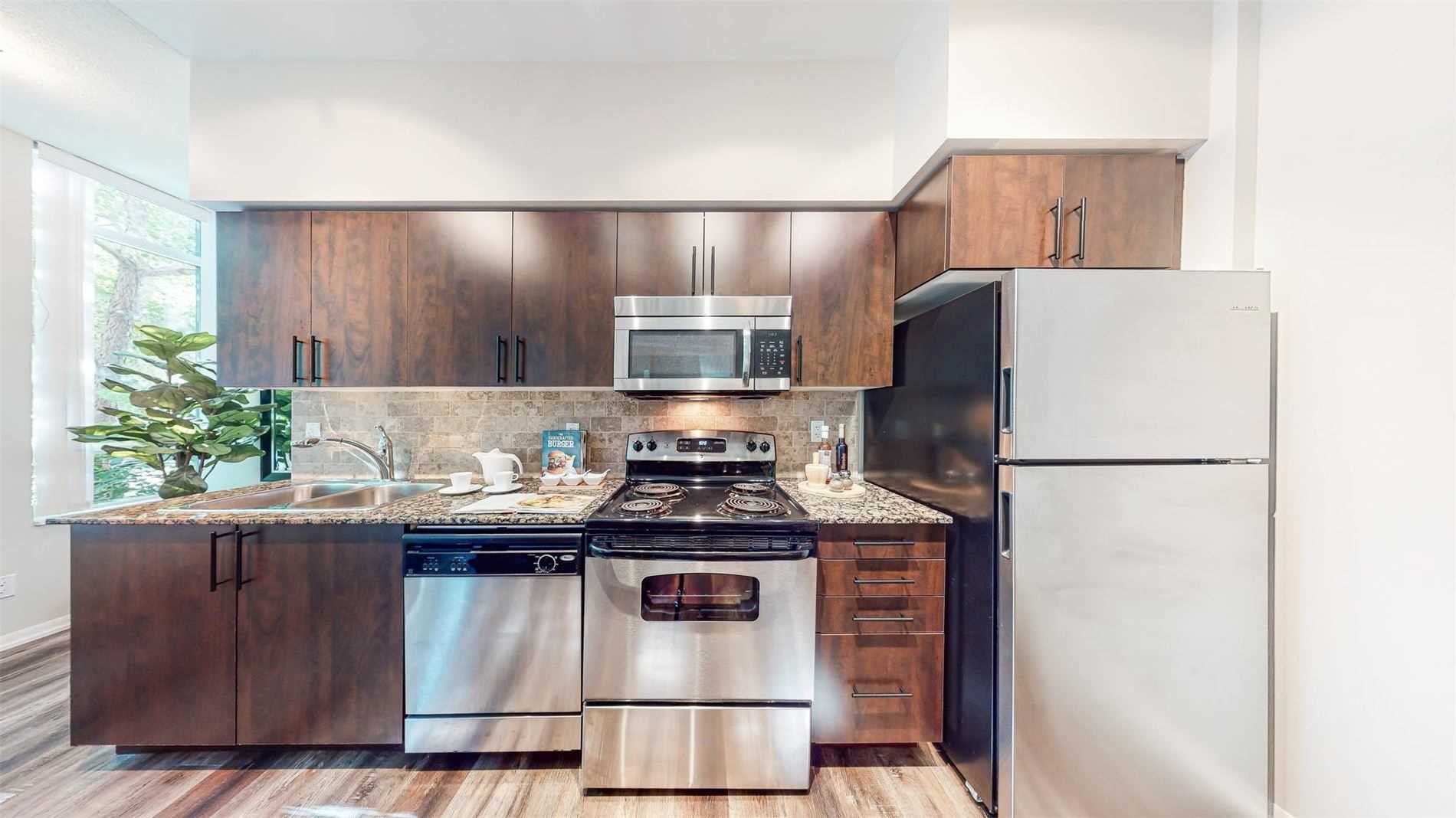 209 Fort York Blvd, #180