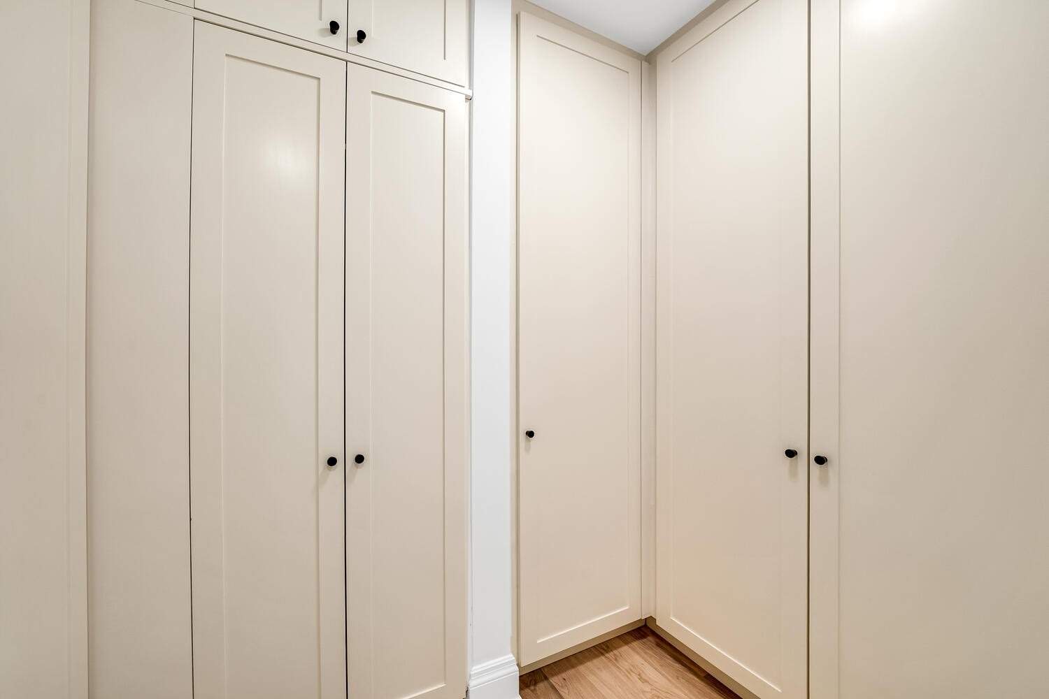 317 Lonsdale Rd, #1B