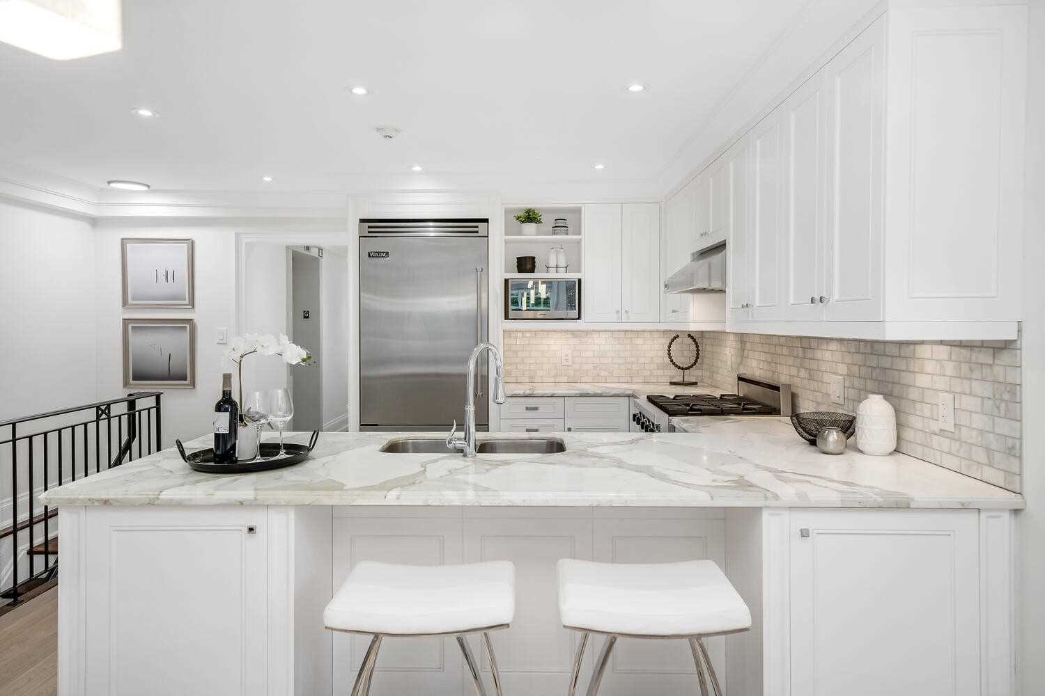 317 Lonsdale Rd, #1B
