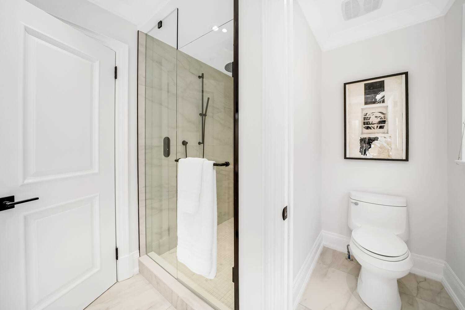 317 Lonsdale Rd, #1B