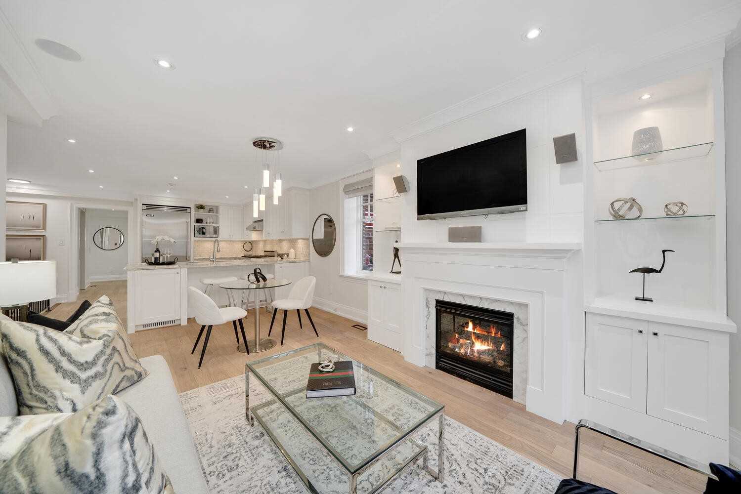 317 Lonsdale Rd, #1B