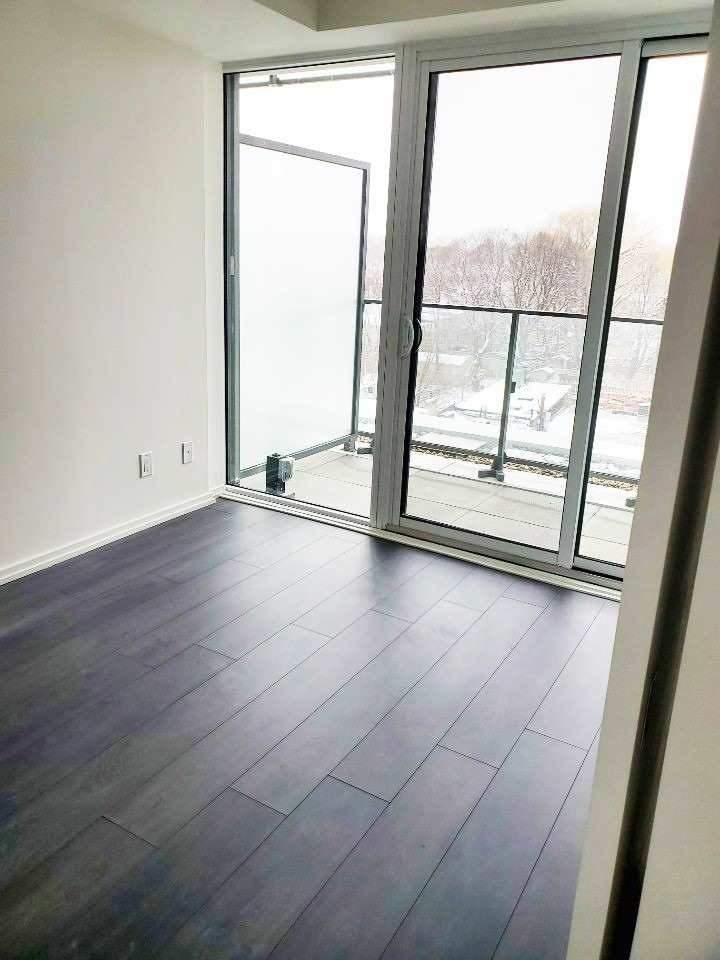 8 Hillsdale Ave E, #621