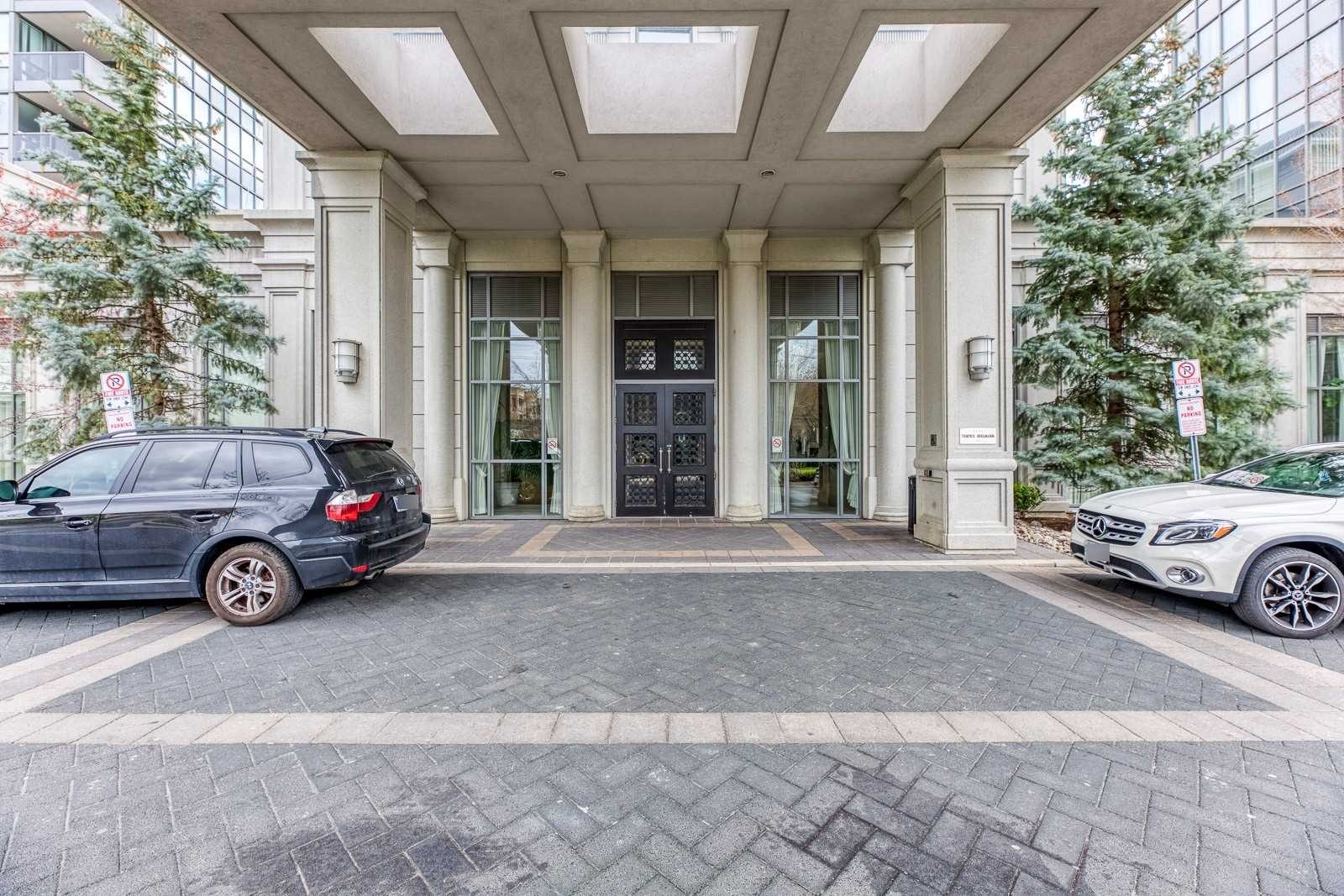 15 Greenview Ave, #2401