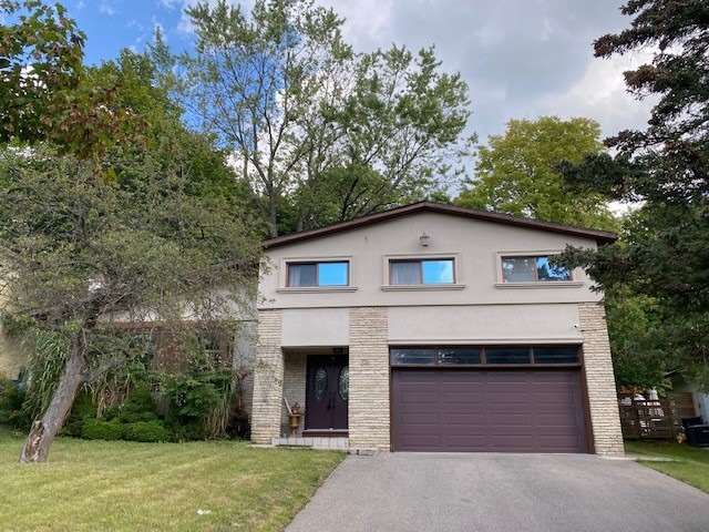 33 Valentine Dr