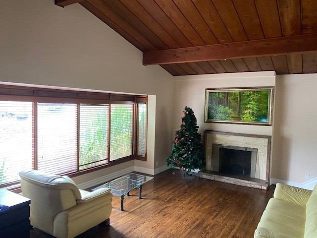 33 Valentine Dr