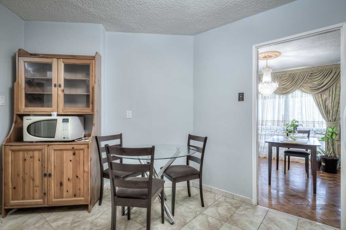 75 Graydon Hall Dr, #1703