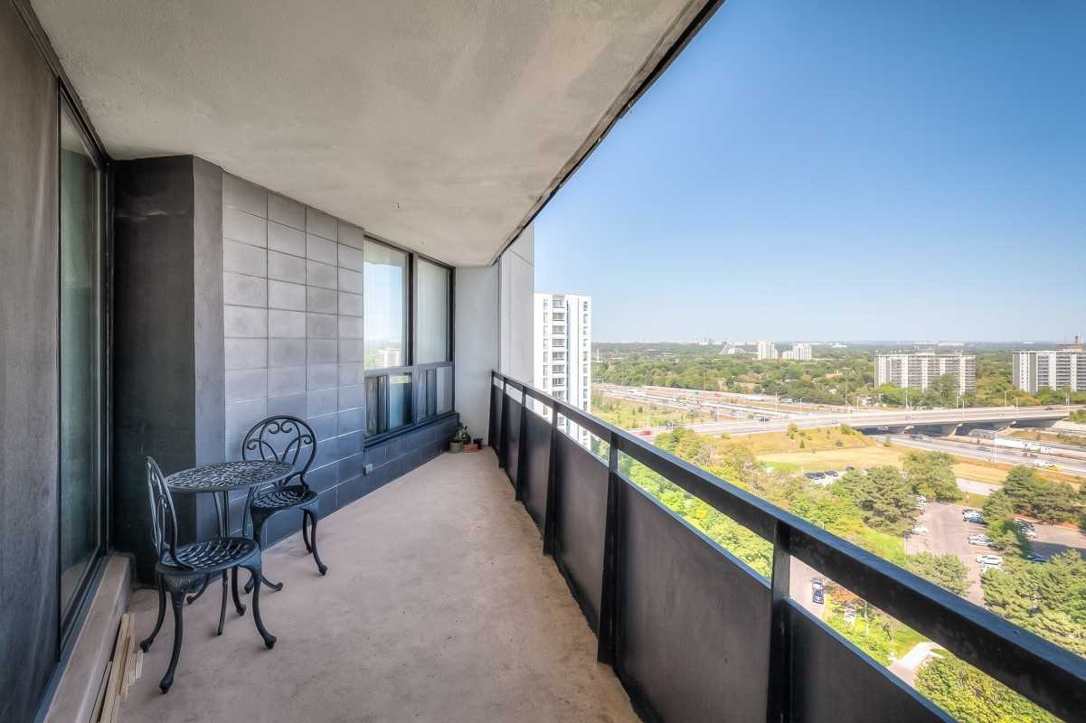 75 Graydon Hall Dr, #1703