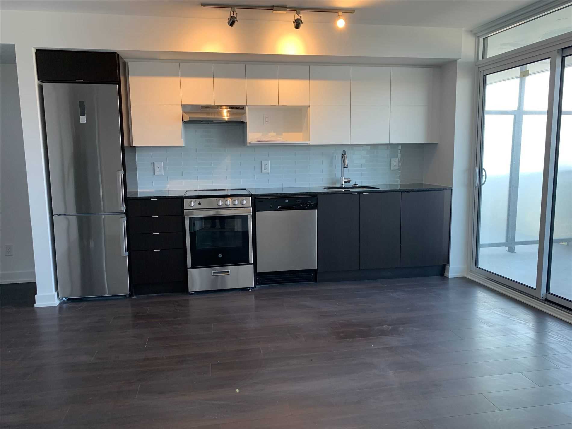 120 Varna Dr, #614