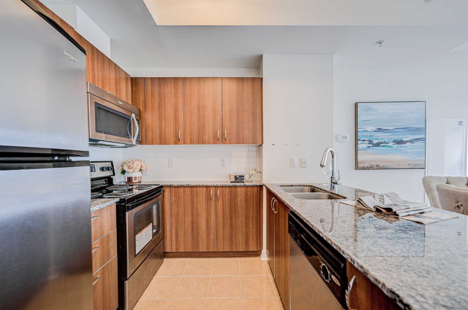 5740 Yonge St, #1207
