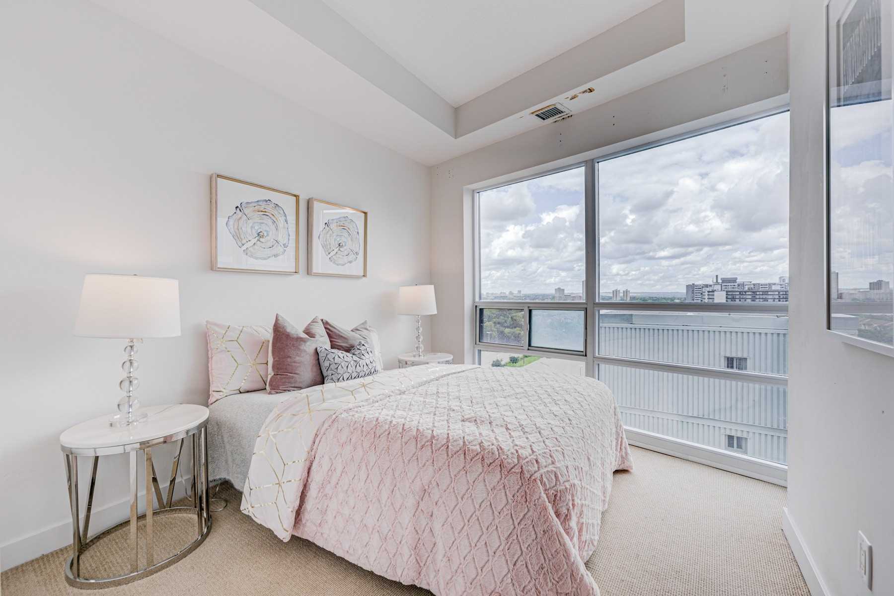 5740 Yonge St, #1207