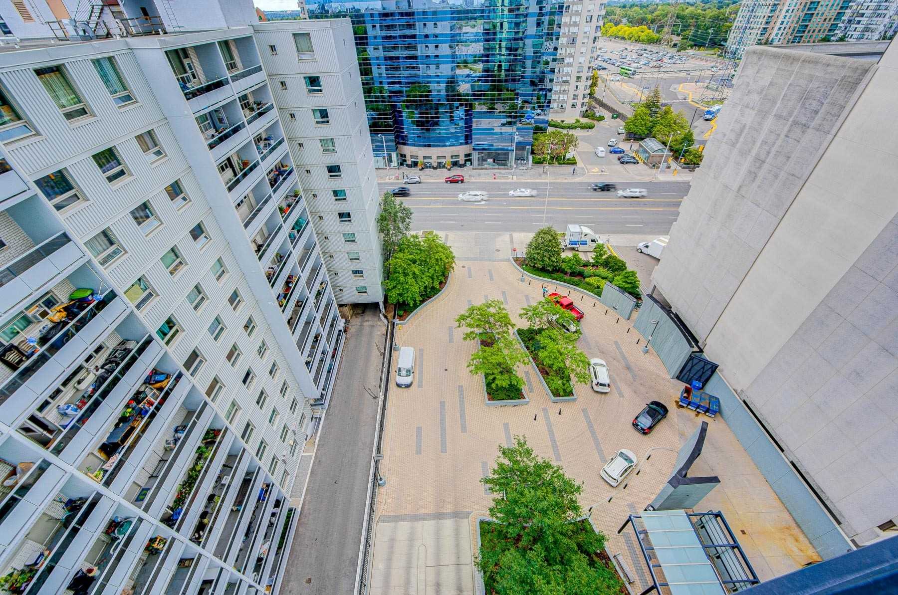 5740 Yonge St, #1207