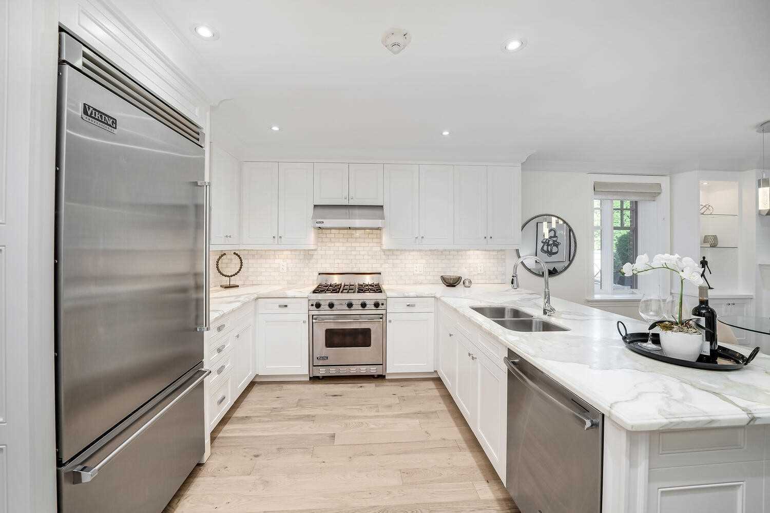 317 Lonsdale Rd, #1B