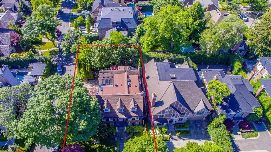 11 Dewbourne Ave