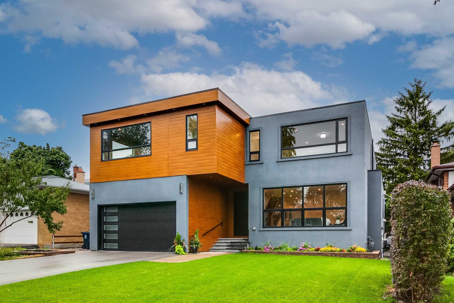24 Donna Crt