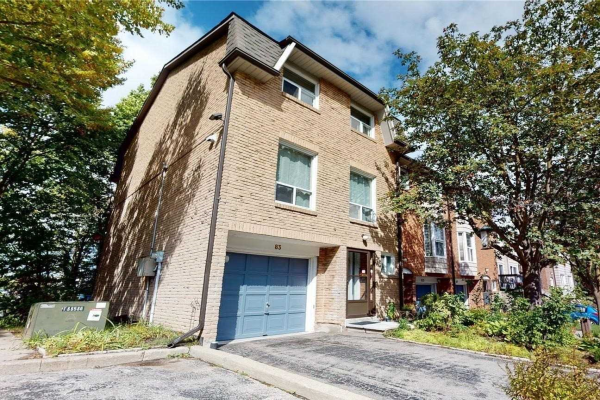 83 Wild Gingerway Rd, Toronto