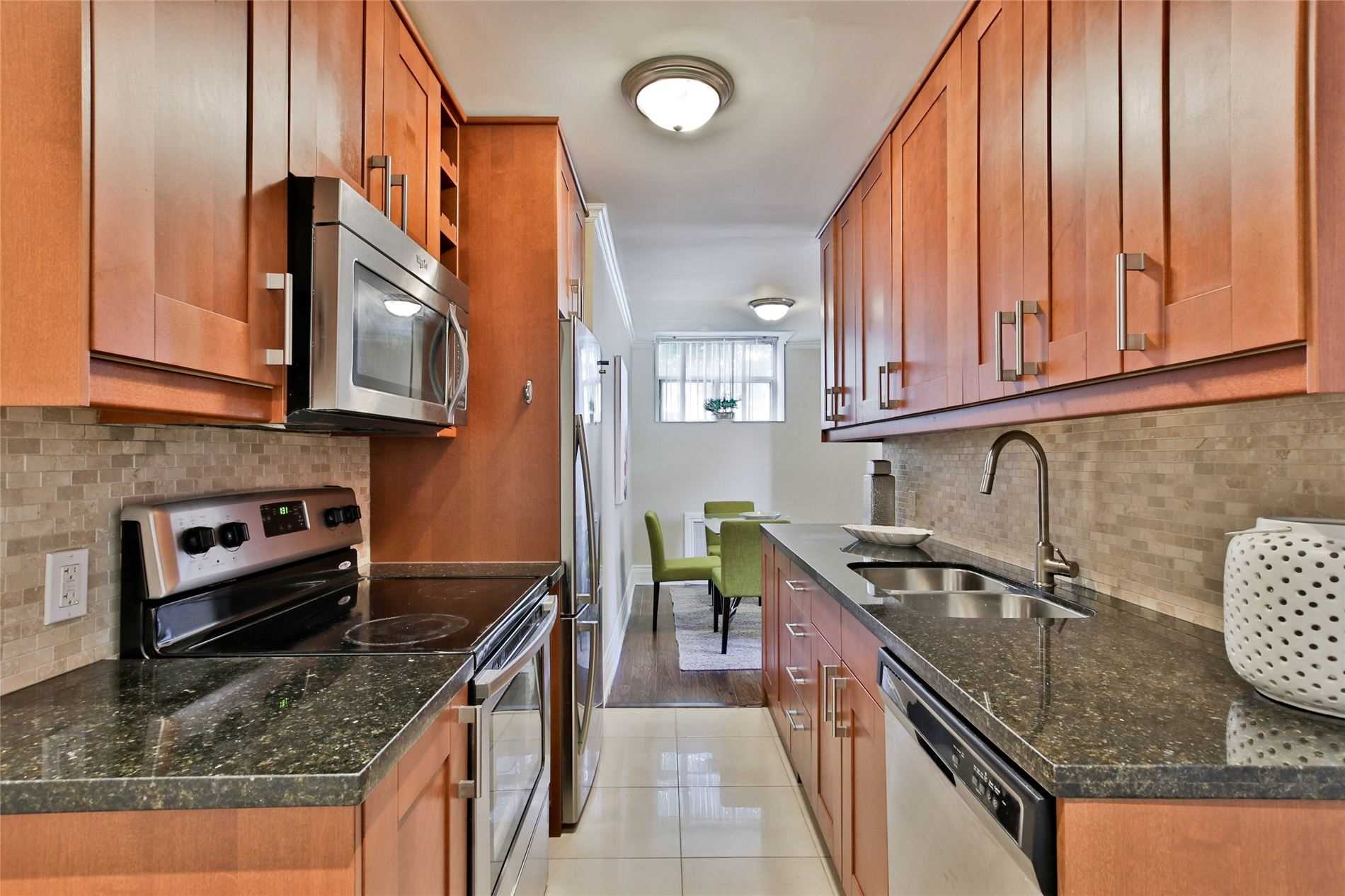 2550 Bathurst St, #6