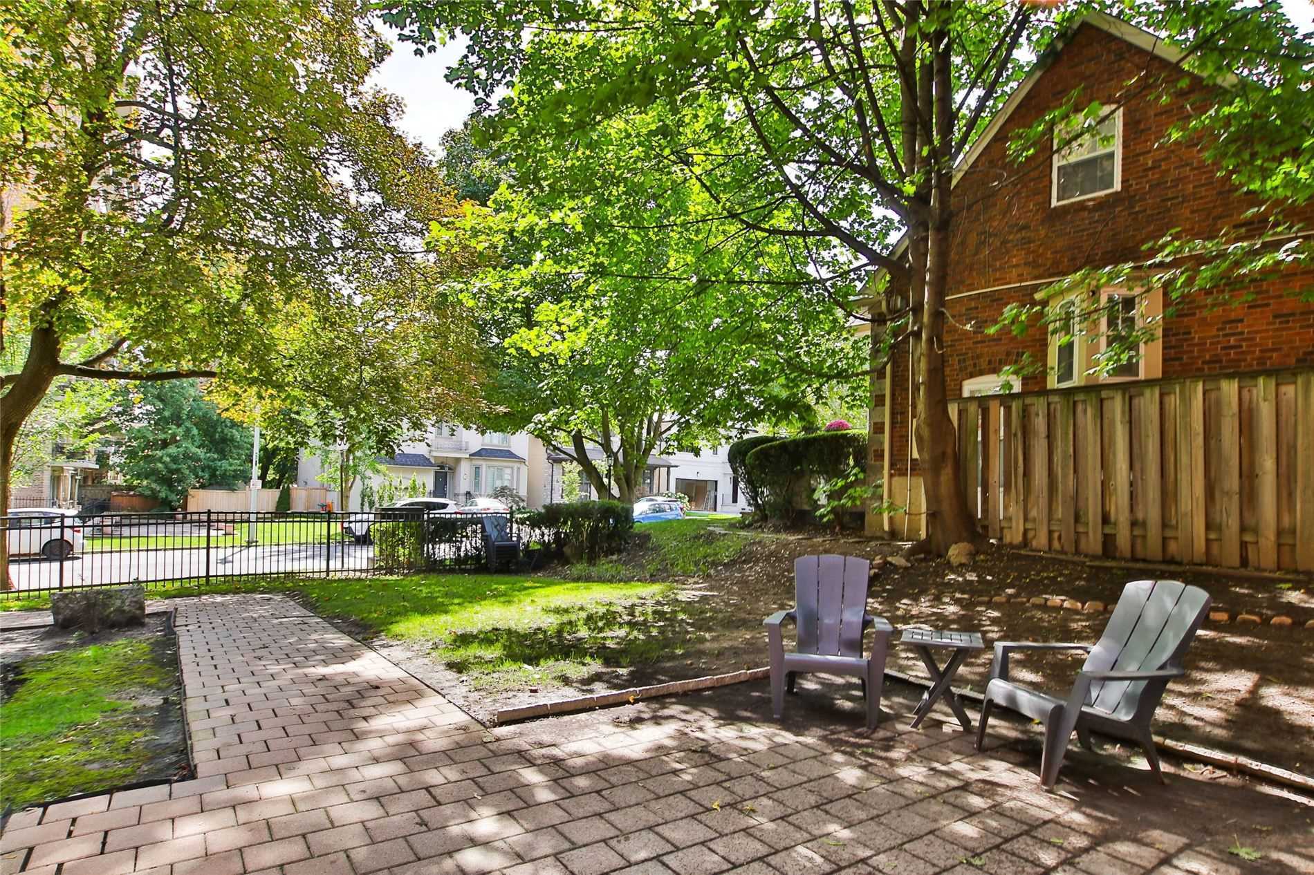 2550 Bathurst St, #6