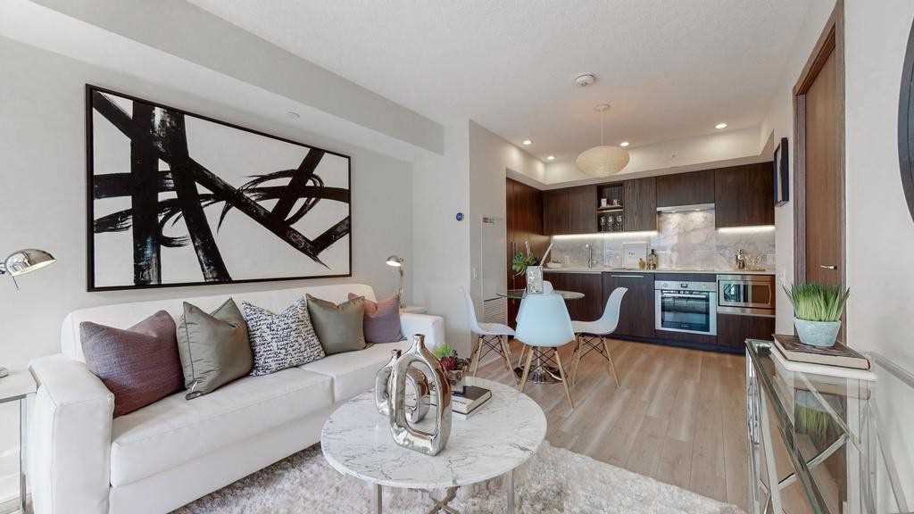 17 Bathurst St, #603
