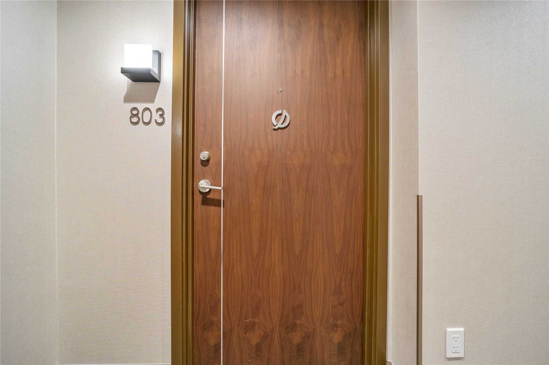 117 Mcmahon Dr, #803