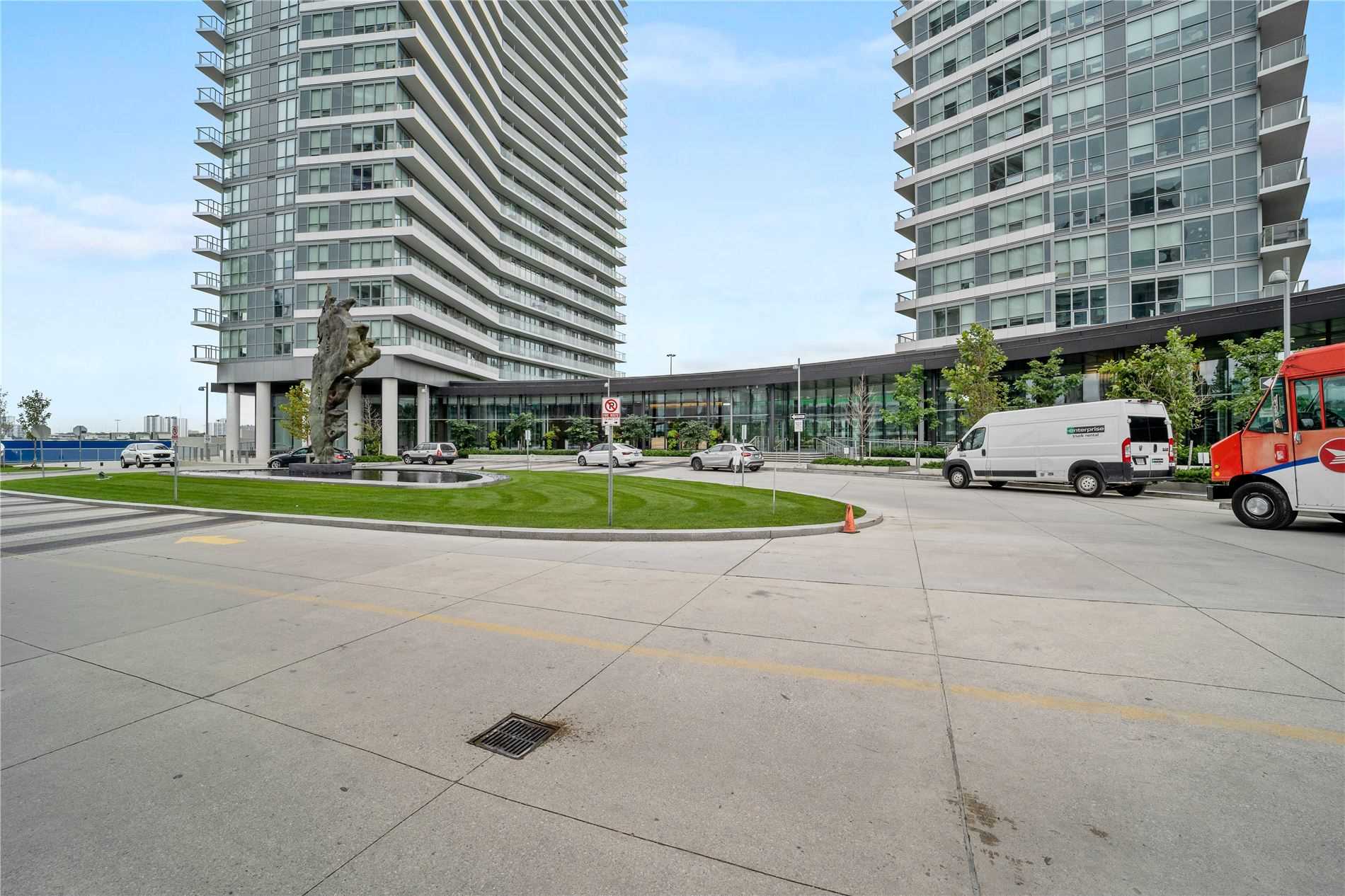 117 Mcmahon Dr, #803