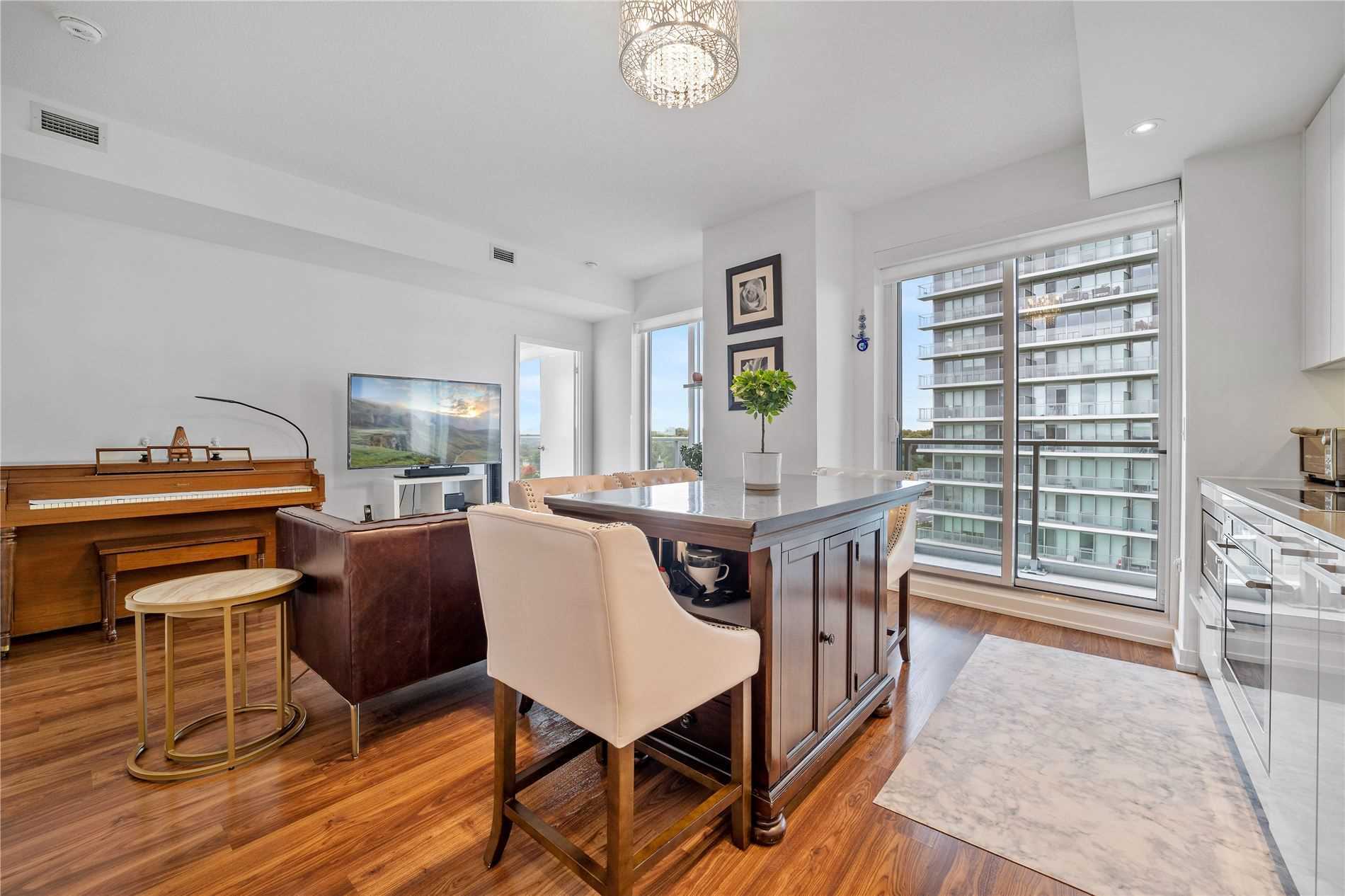 117 Mcmahon Dr, #803