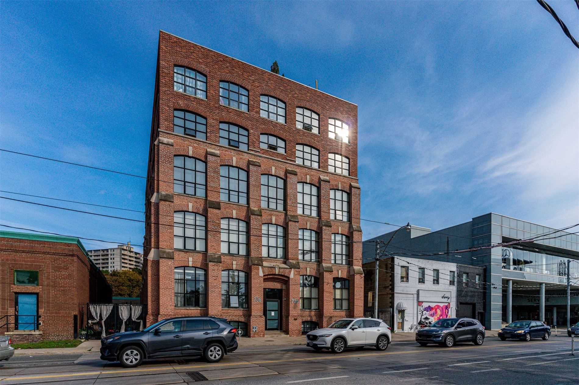 736 Dundas St E, #507