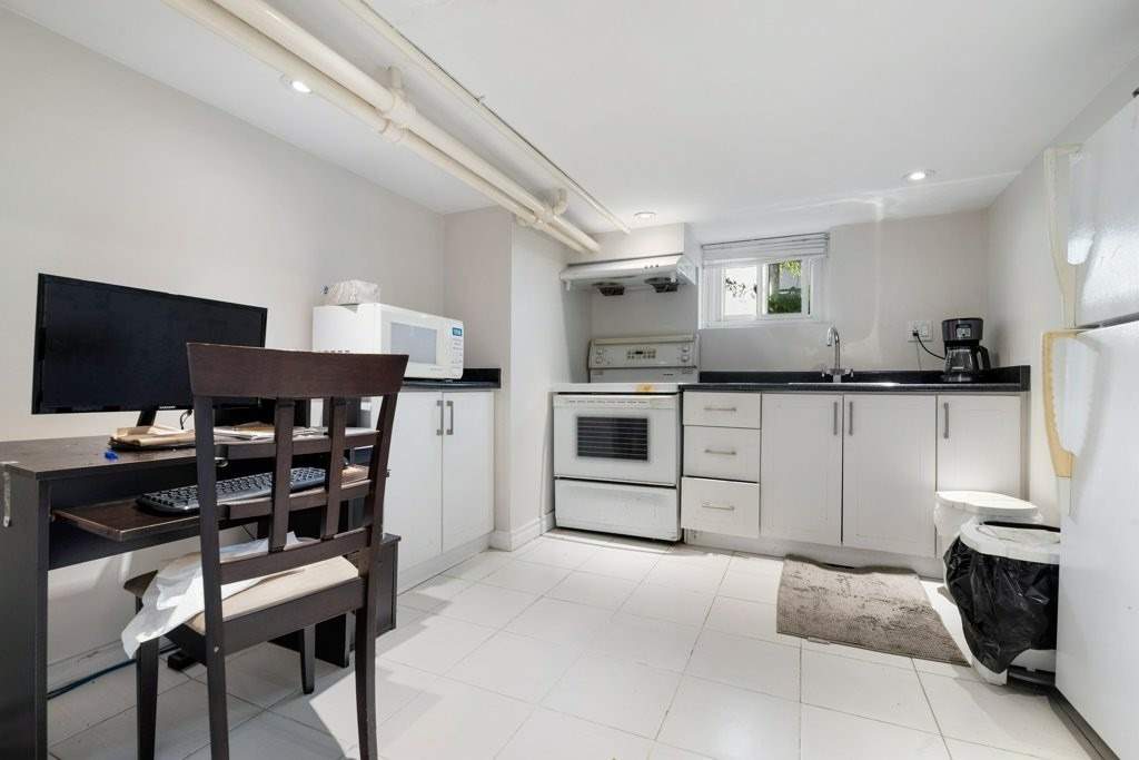 1565 Mount Pleasant Rd