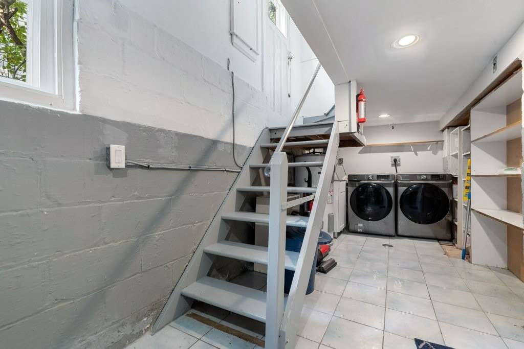 1565 Mount Pleasant Rd