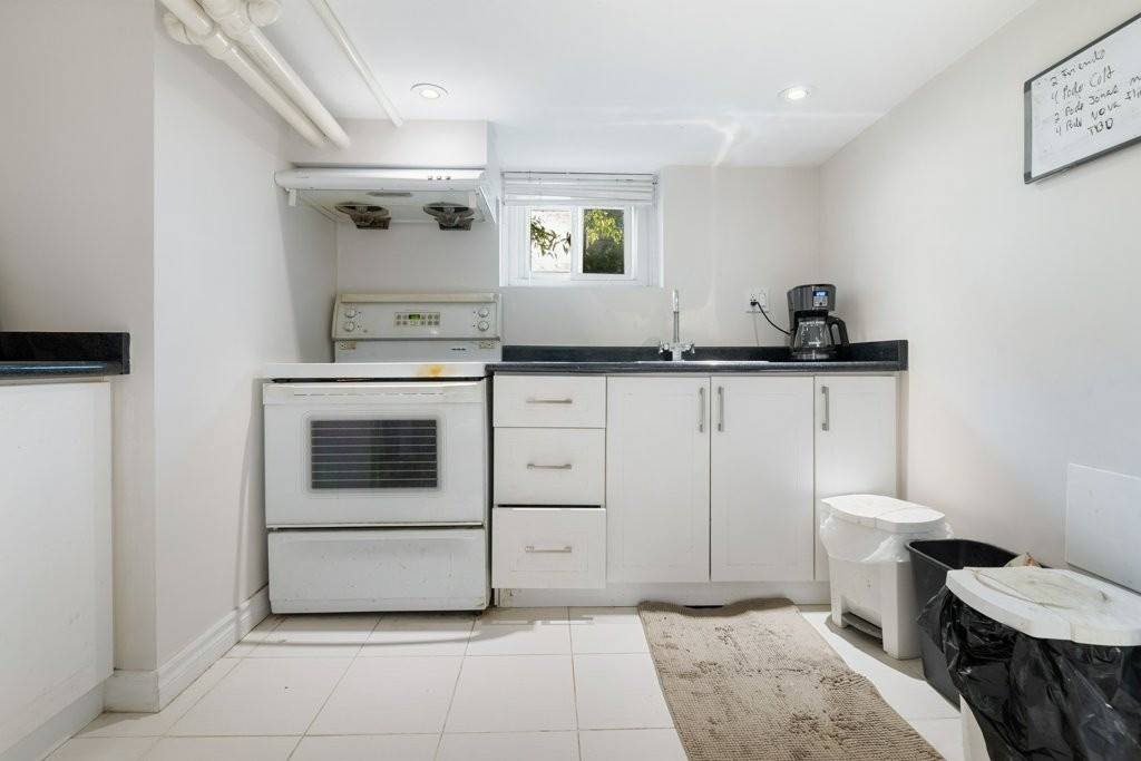 1565 Mount Pleasant Rd