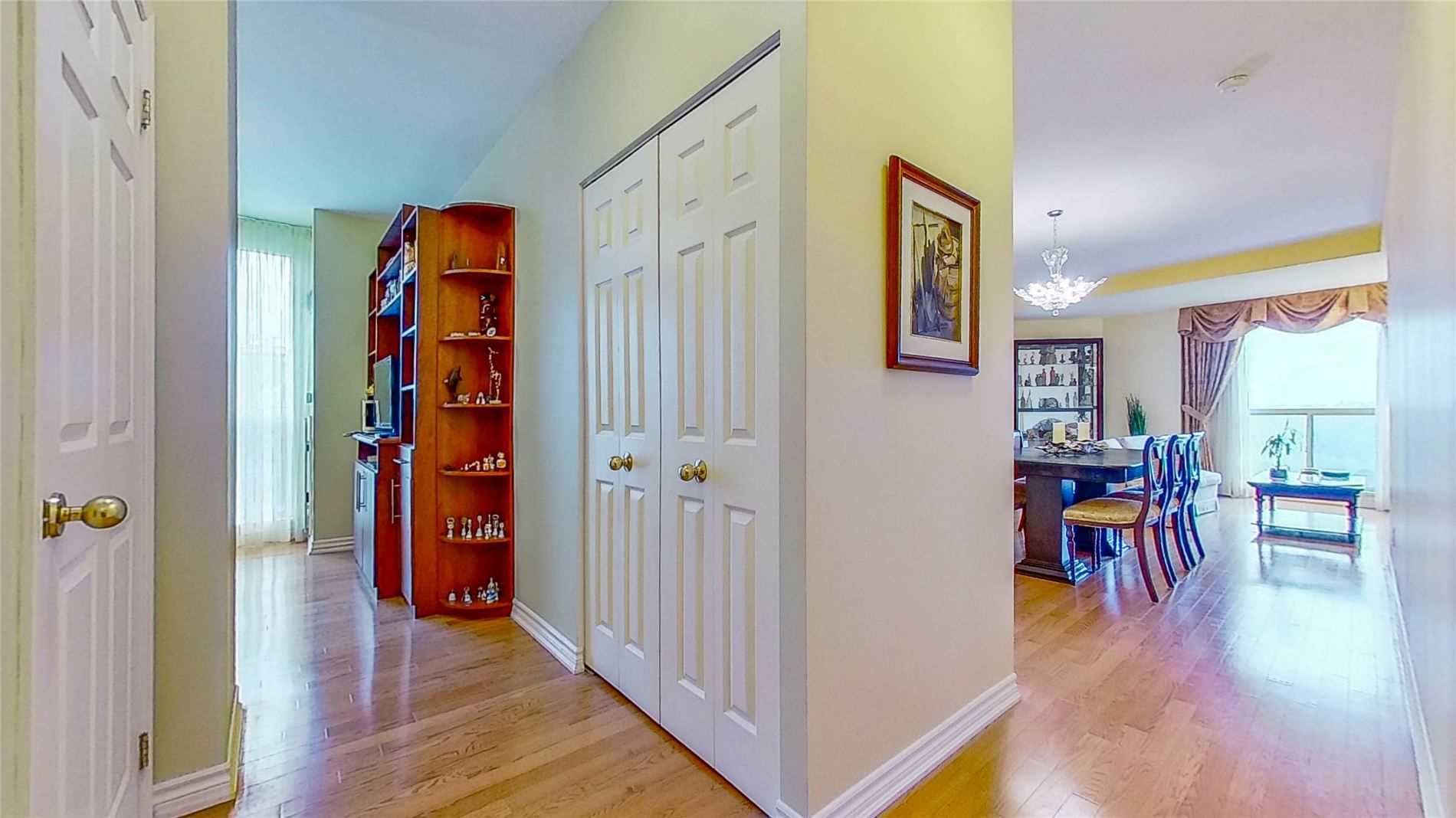 4200 Bathurst St, #705