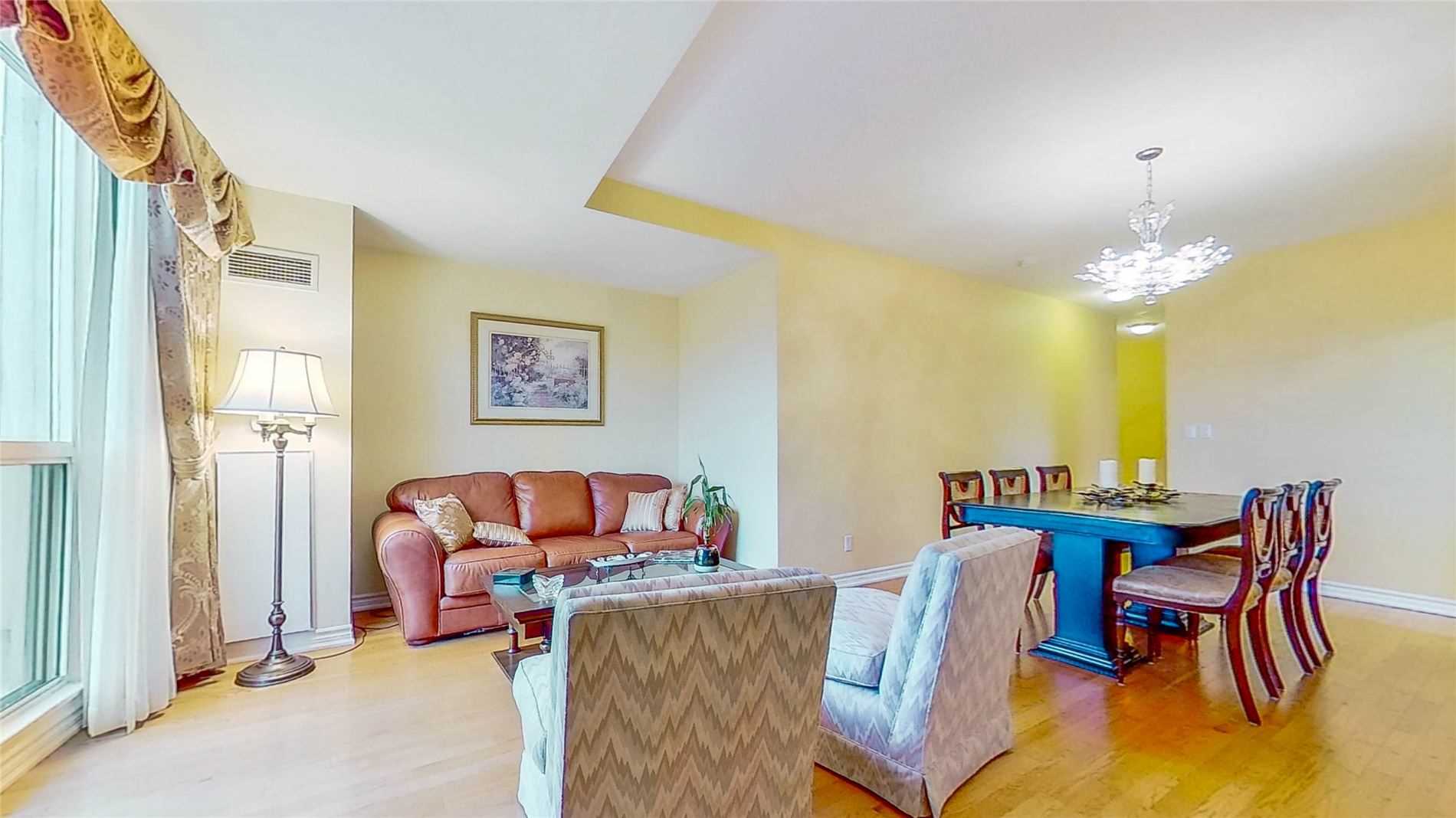 4200 Bathurst St, #705
