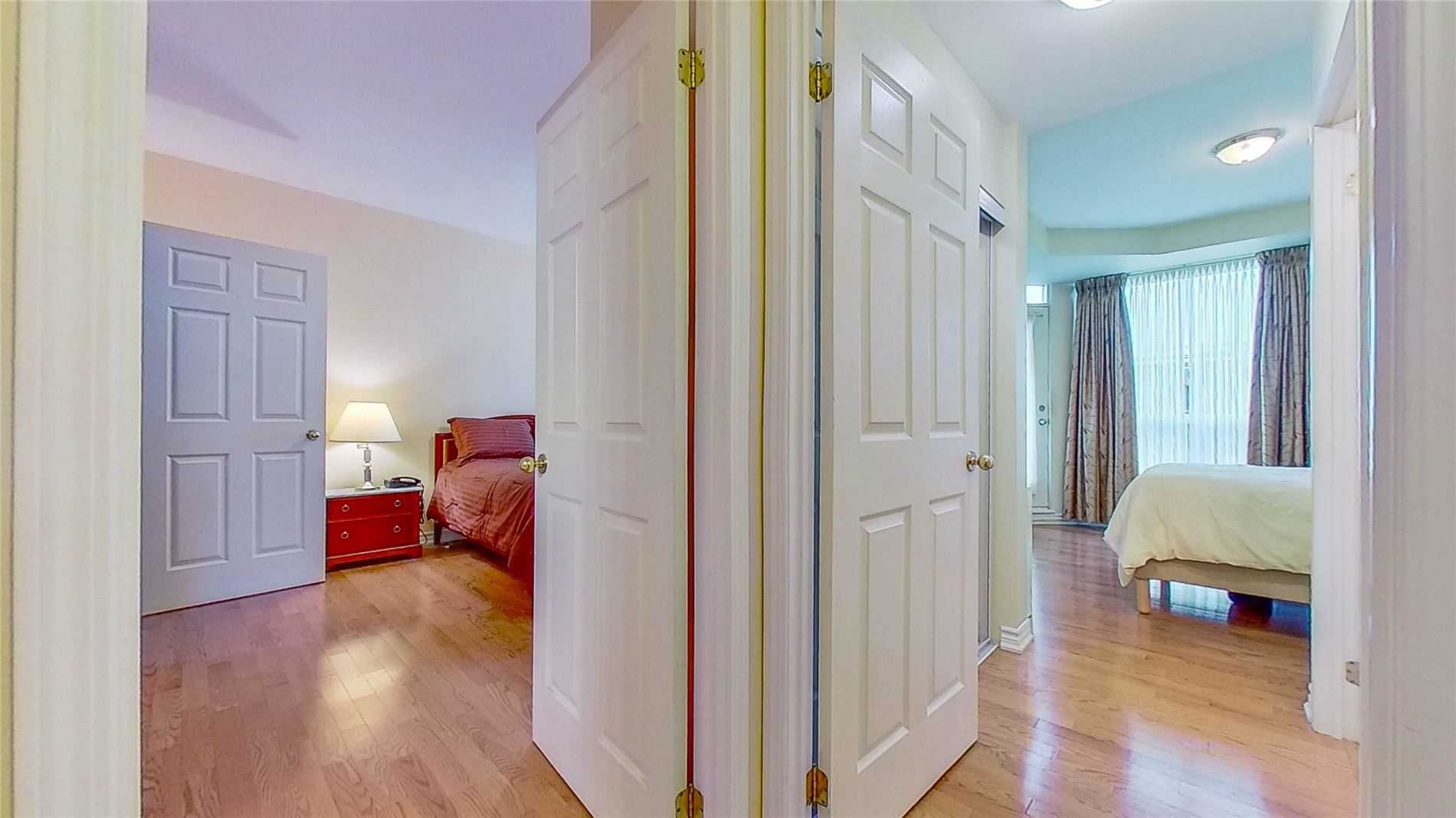 4200 Bathurst St, #705