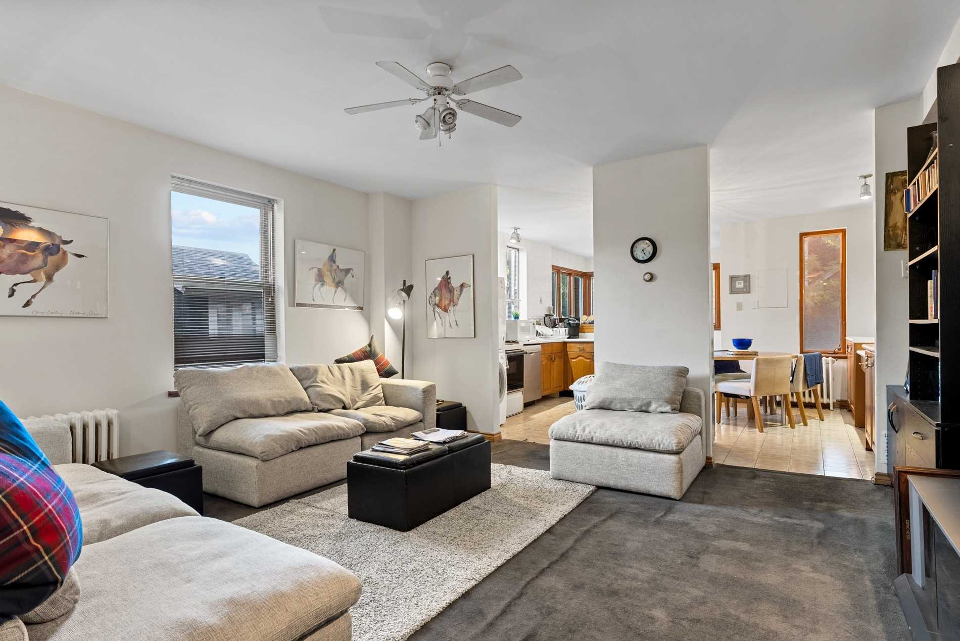 37 Heath St E