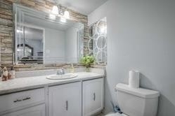 75 Graydon Hall Dr, #1703
