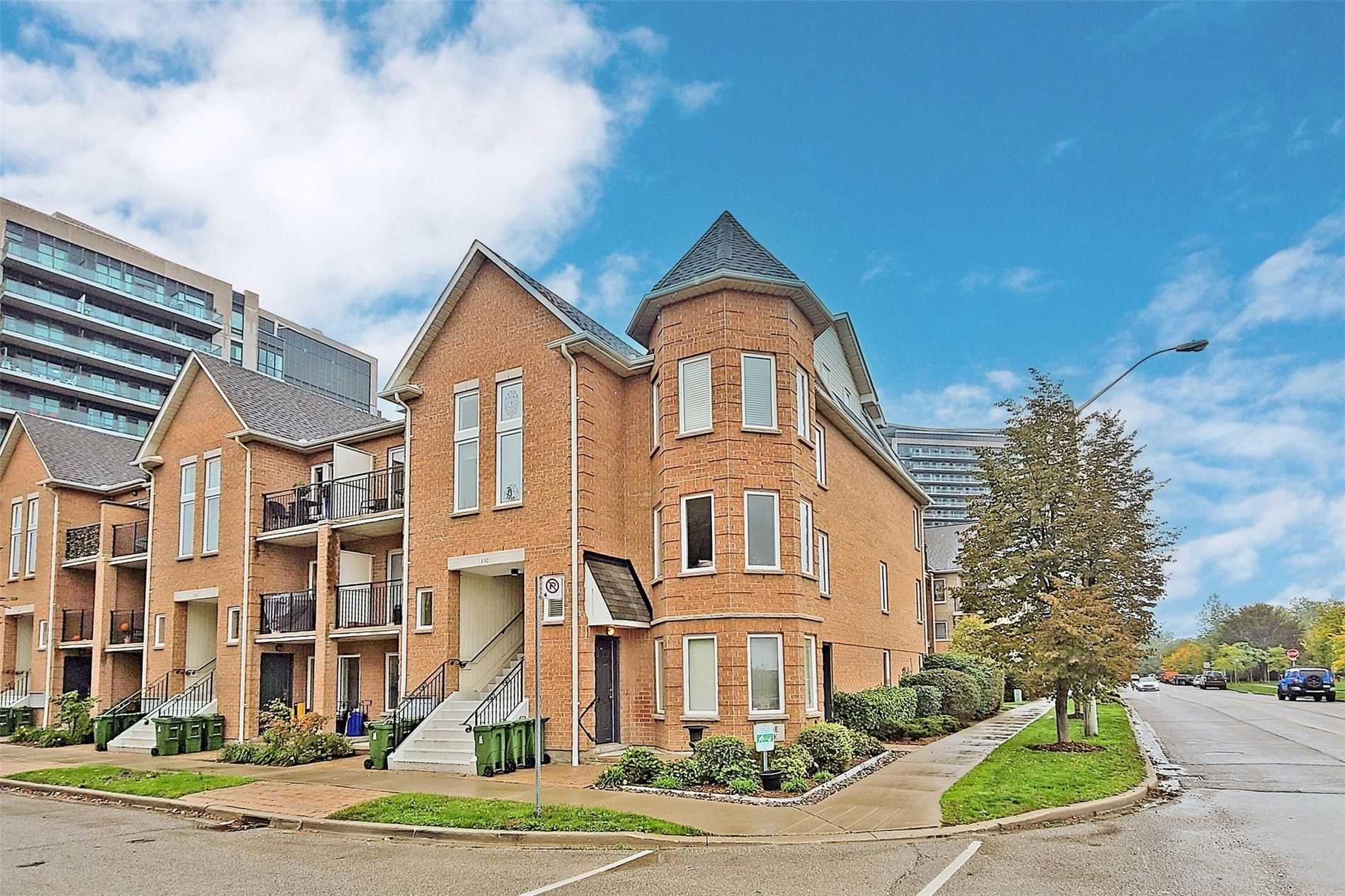 132 Aerodrome Cres, #202