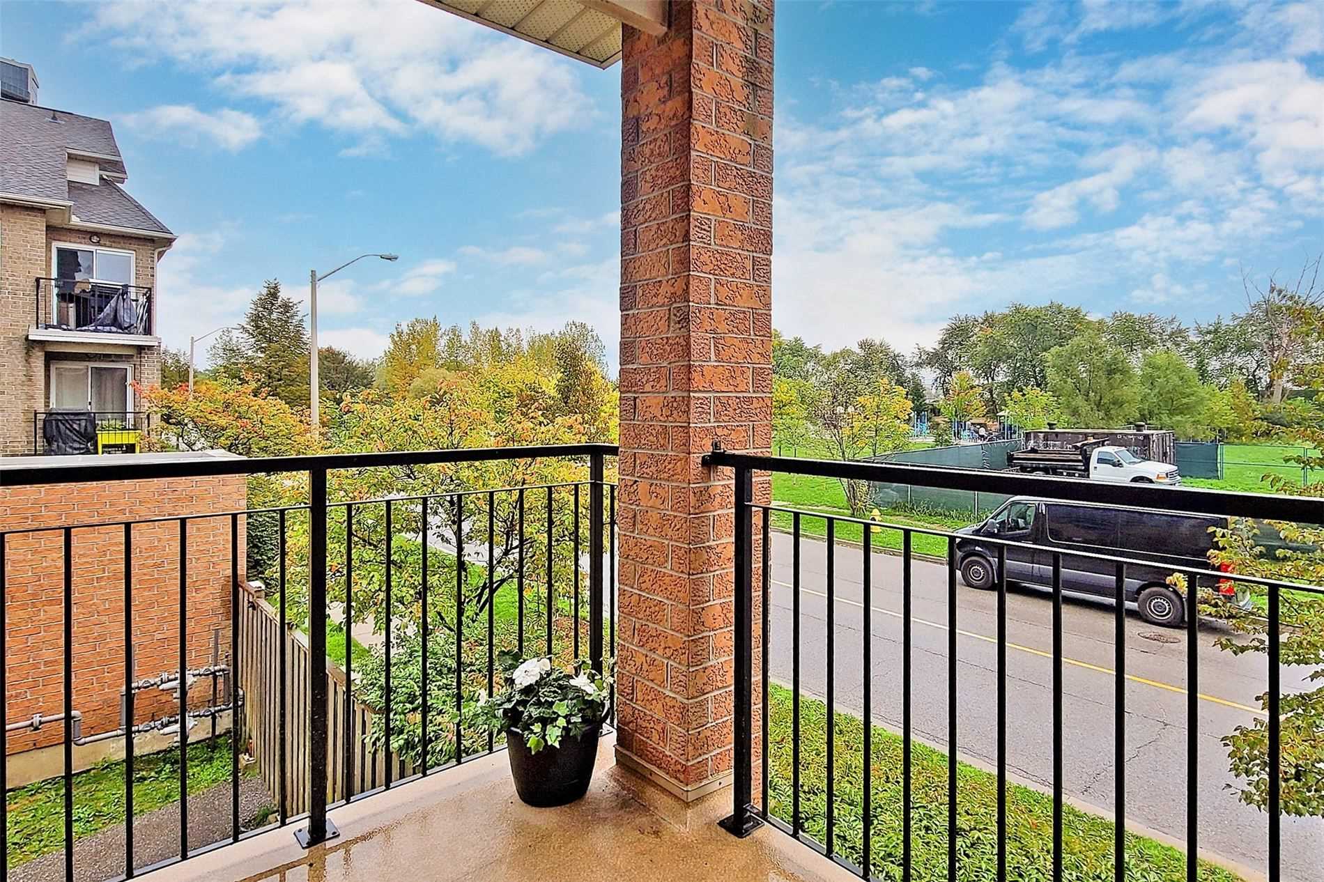 132 Aerodrome Cres, #202