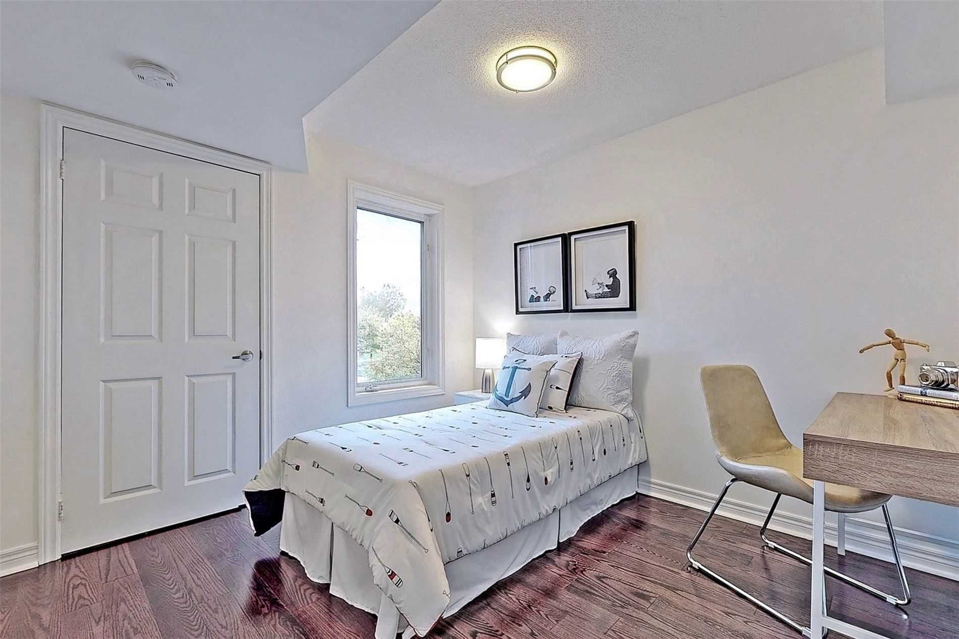 132 Aerodrome Cres, #202
