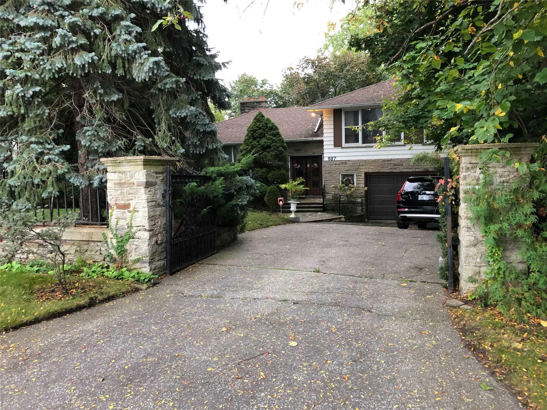537 Blythwood Rd