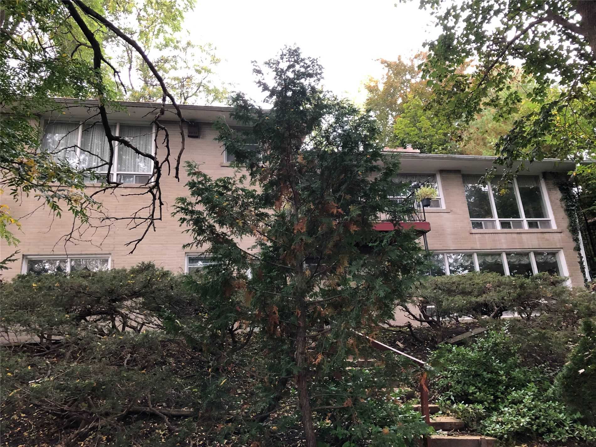 537 Blythwood Rd