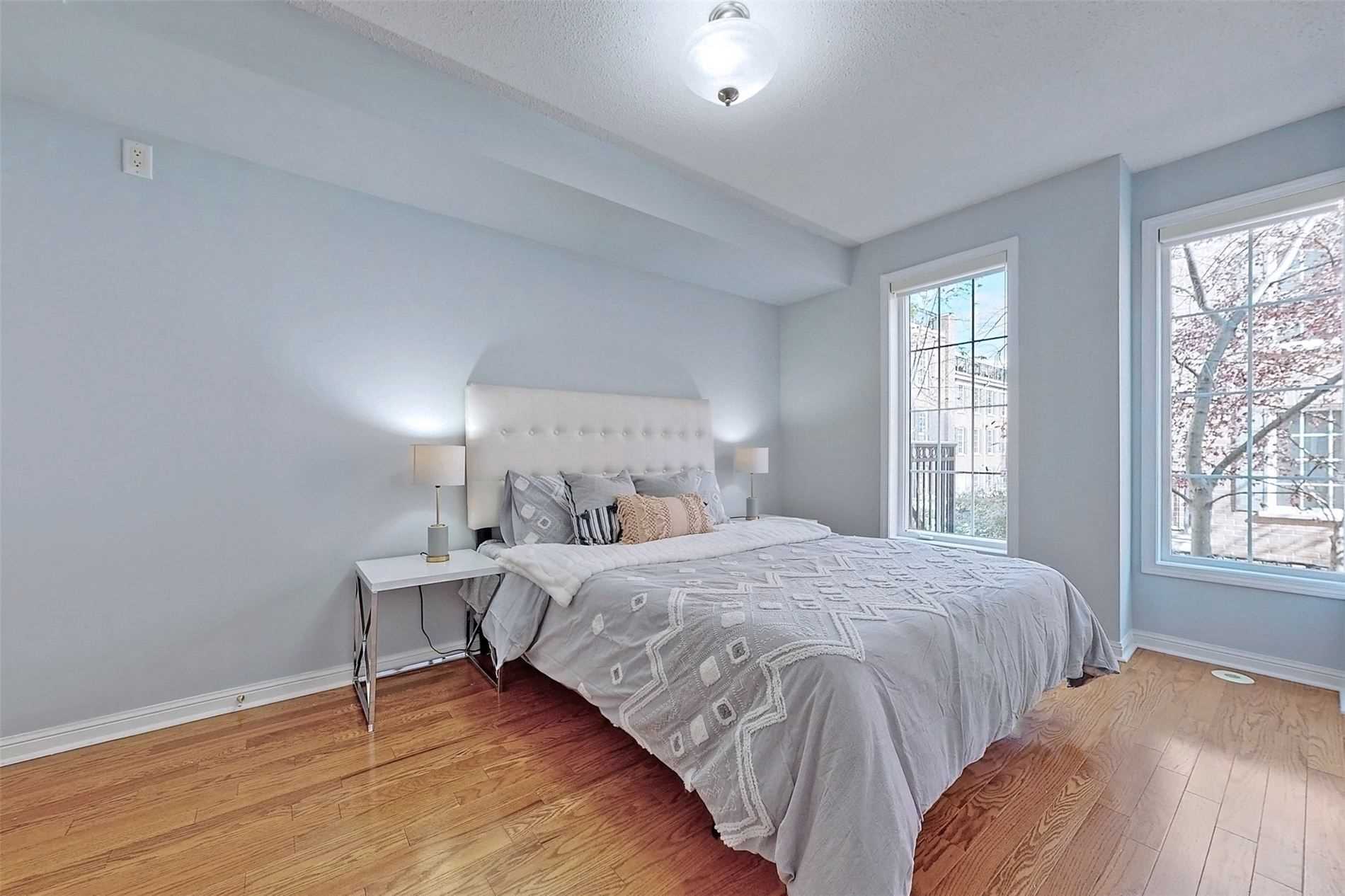 5 Everson Dr, #1030